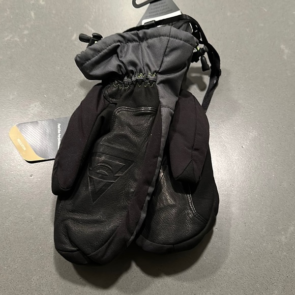 Degenerati Overmitt NWT - Picture 2 of 5